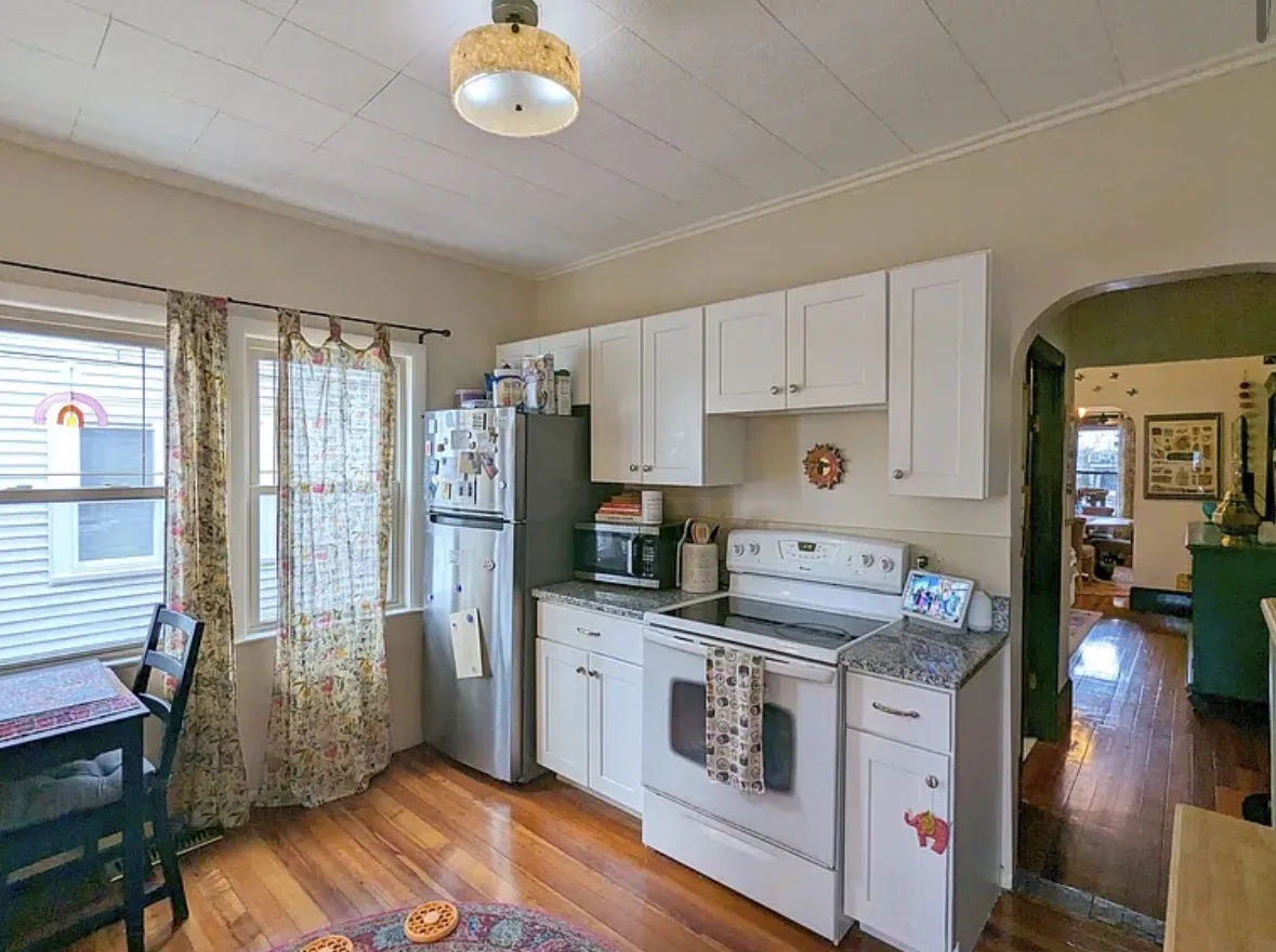 69 Prichard Ave, Powder House Square