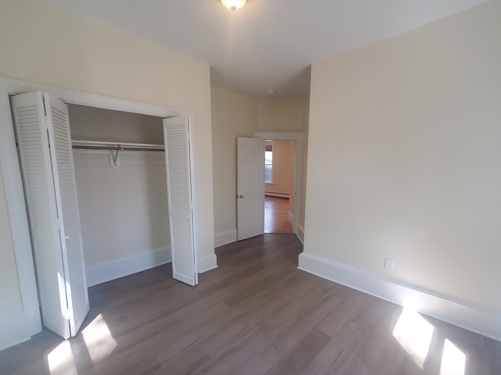 586 Freeport, Dorchester