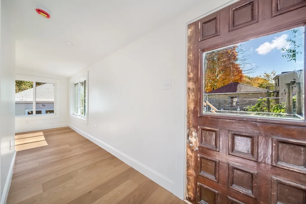 9-11 Knollin St, Malden