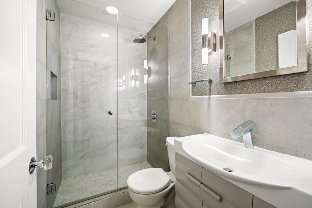 408 Beacon St, Back Bay