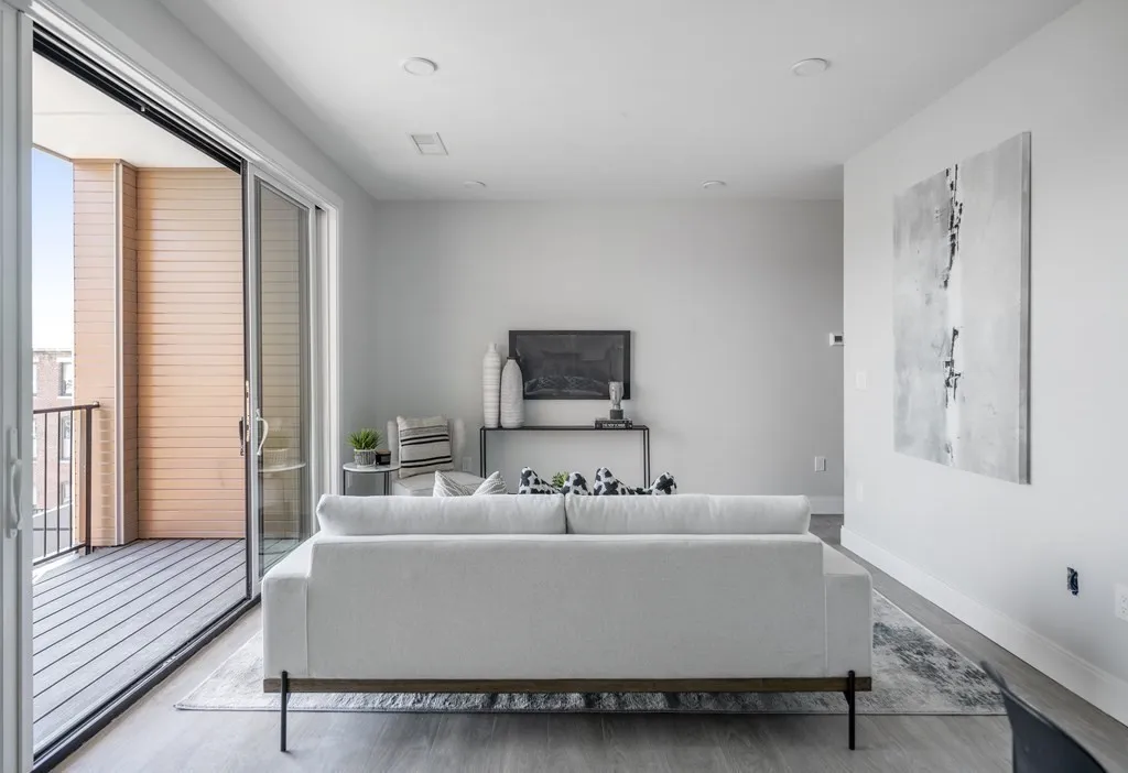 277 Border St, East Boston