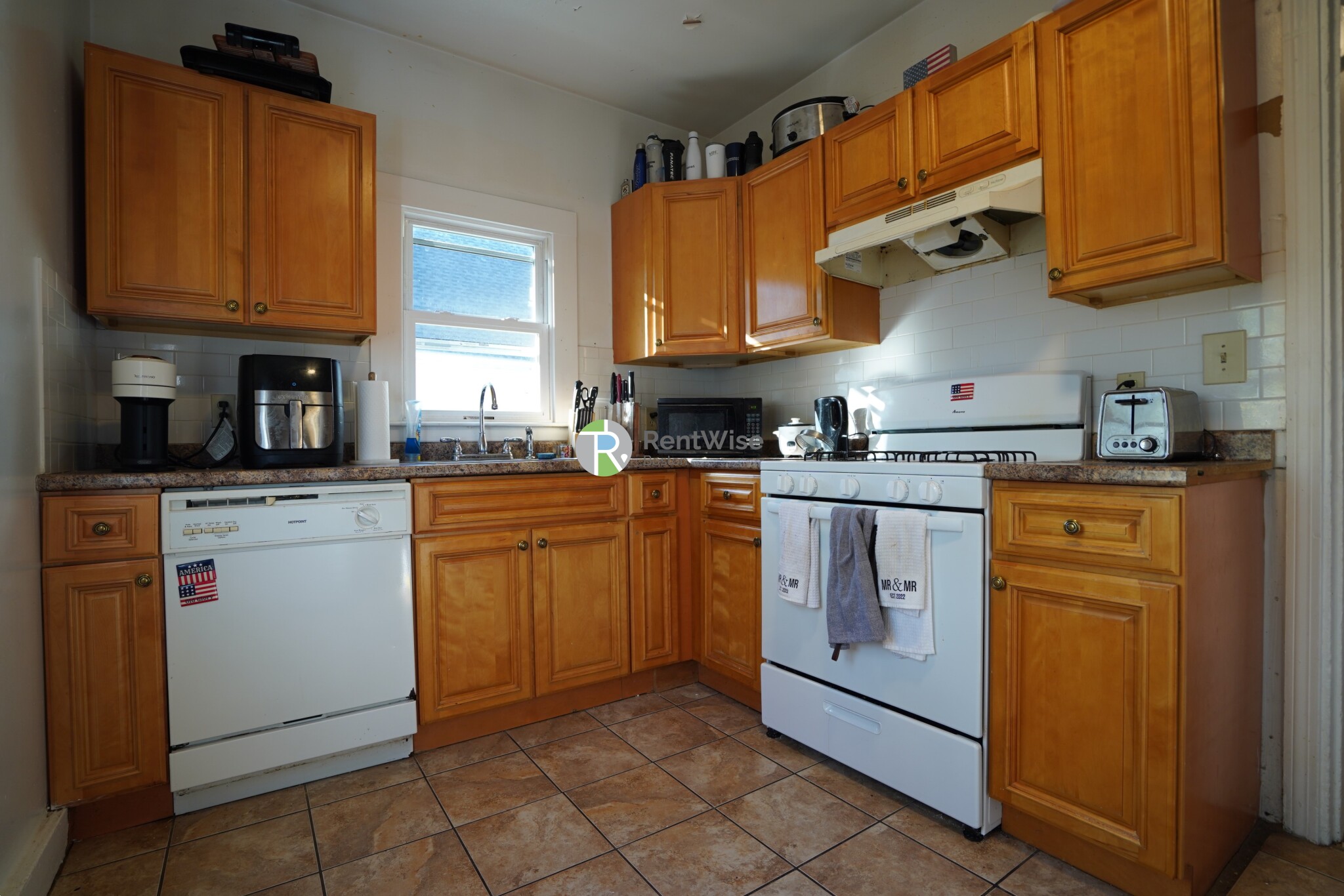 25 Pratt St, Allston