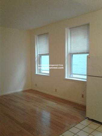 1423 Commonwealth Ave, Allston