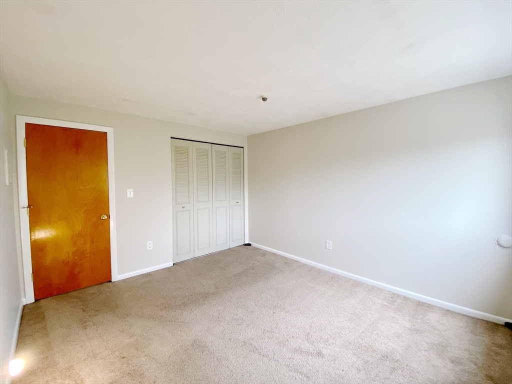 128 Salem St, Malden