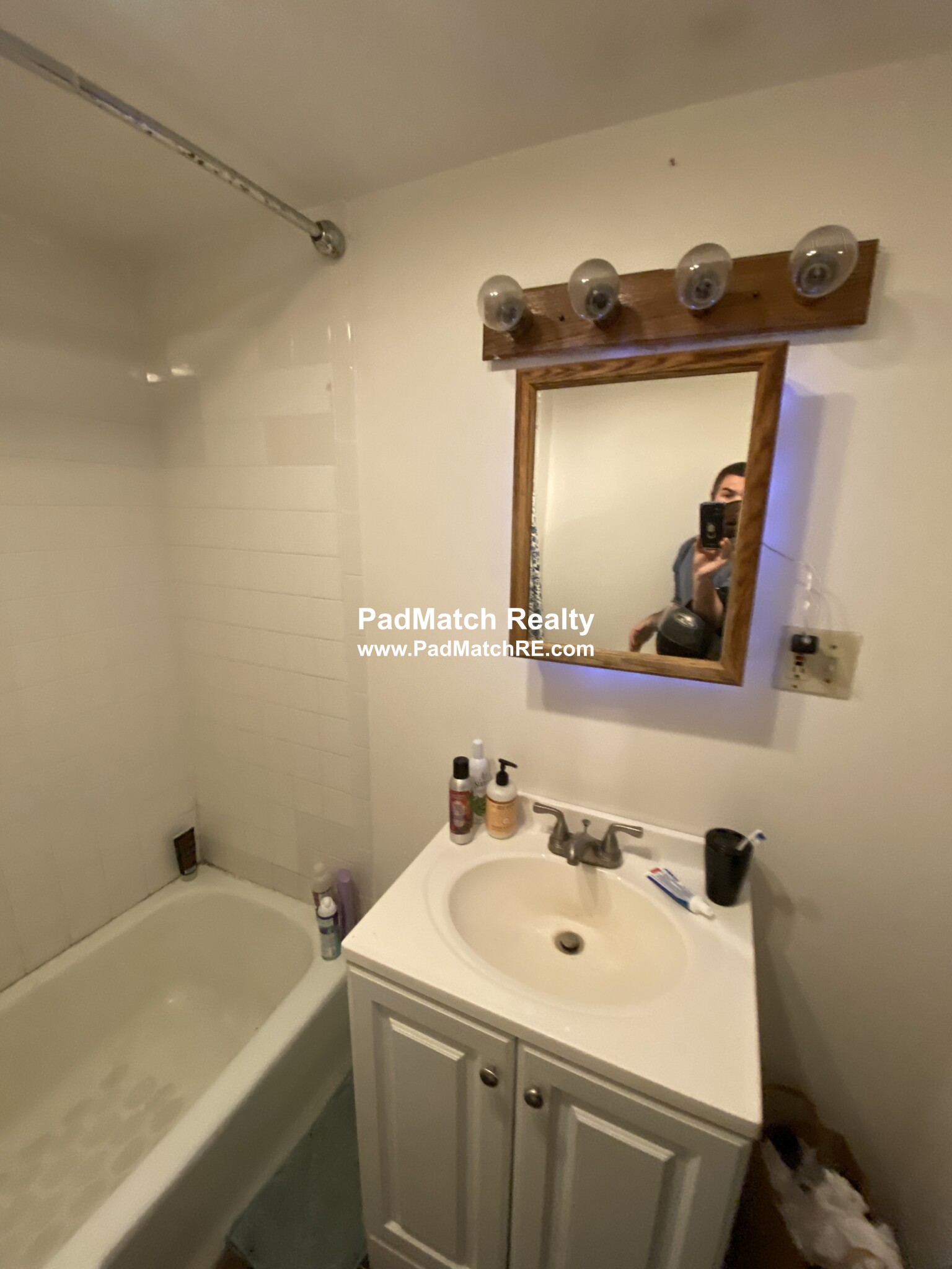 11 Scottfield Rd, Brighton