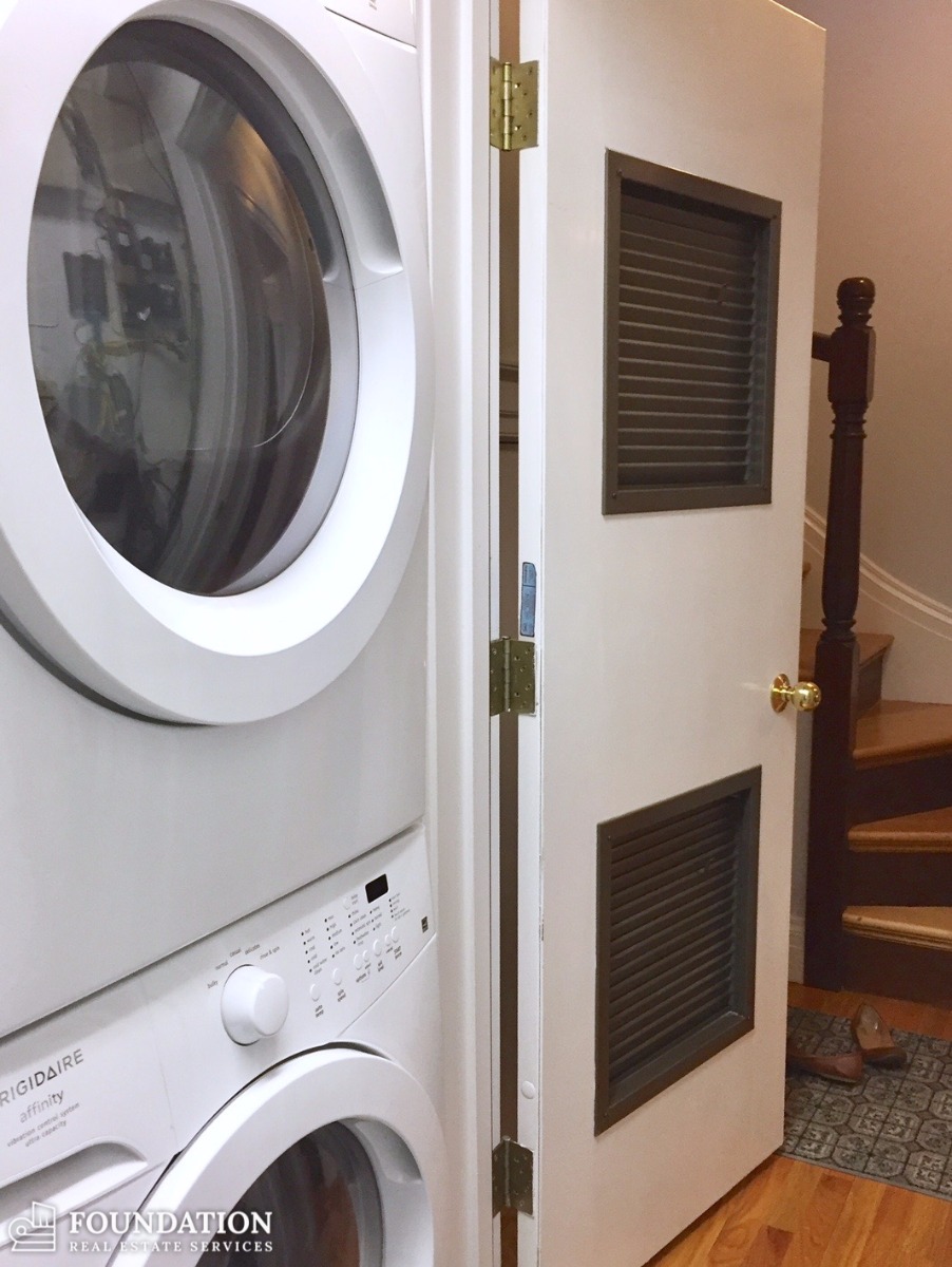 1 bed, 1 bath apartment for rent at 74 Monmouth St Unit A, Longwood — photo 6 of 16