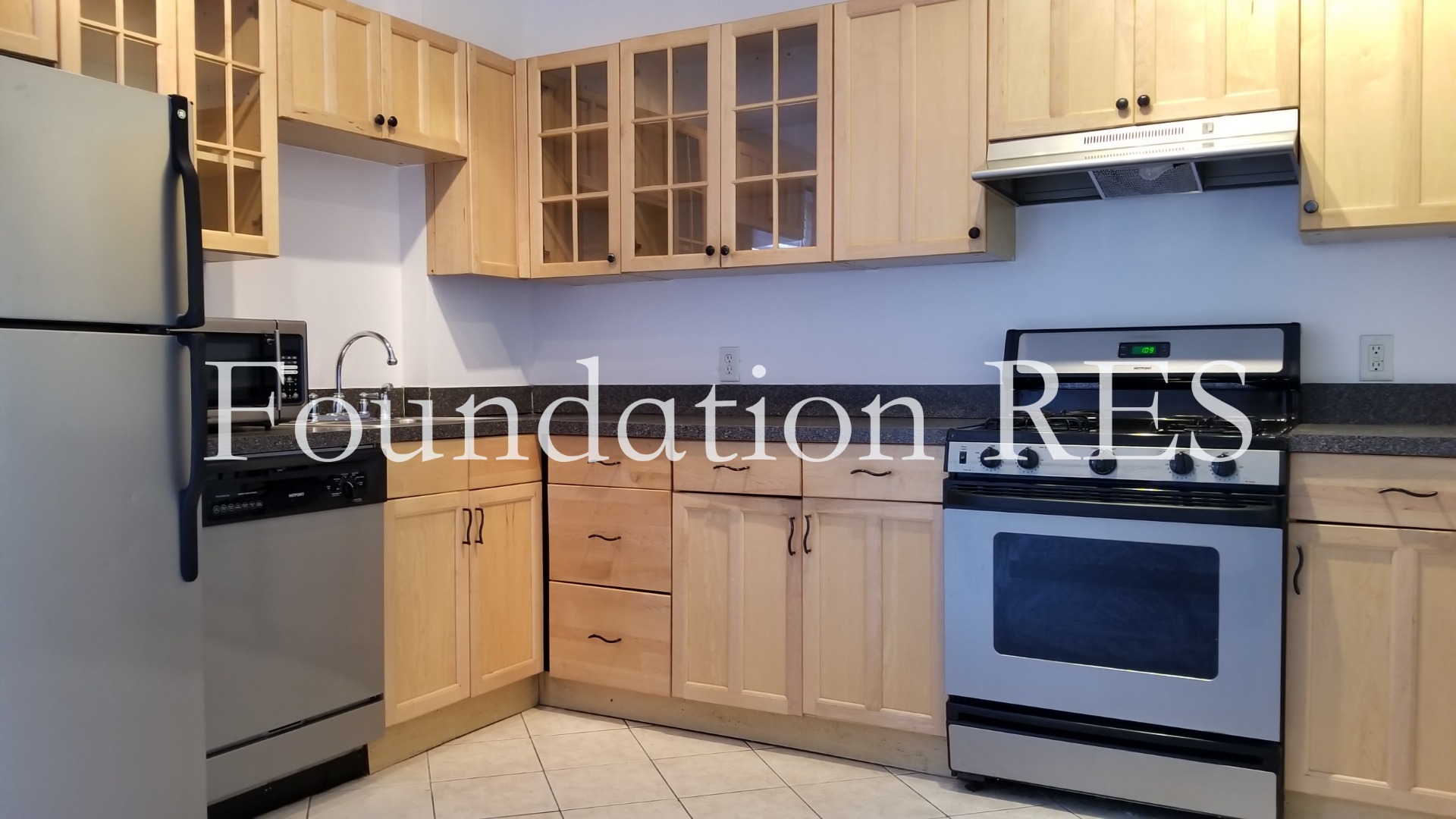 3 bed, 1 bath apartment for rent at 138 Sutherland Rd Unit 3, Brighton