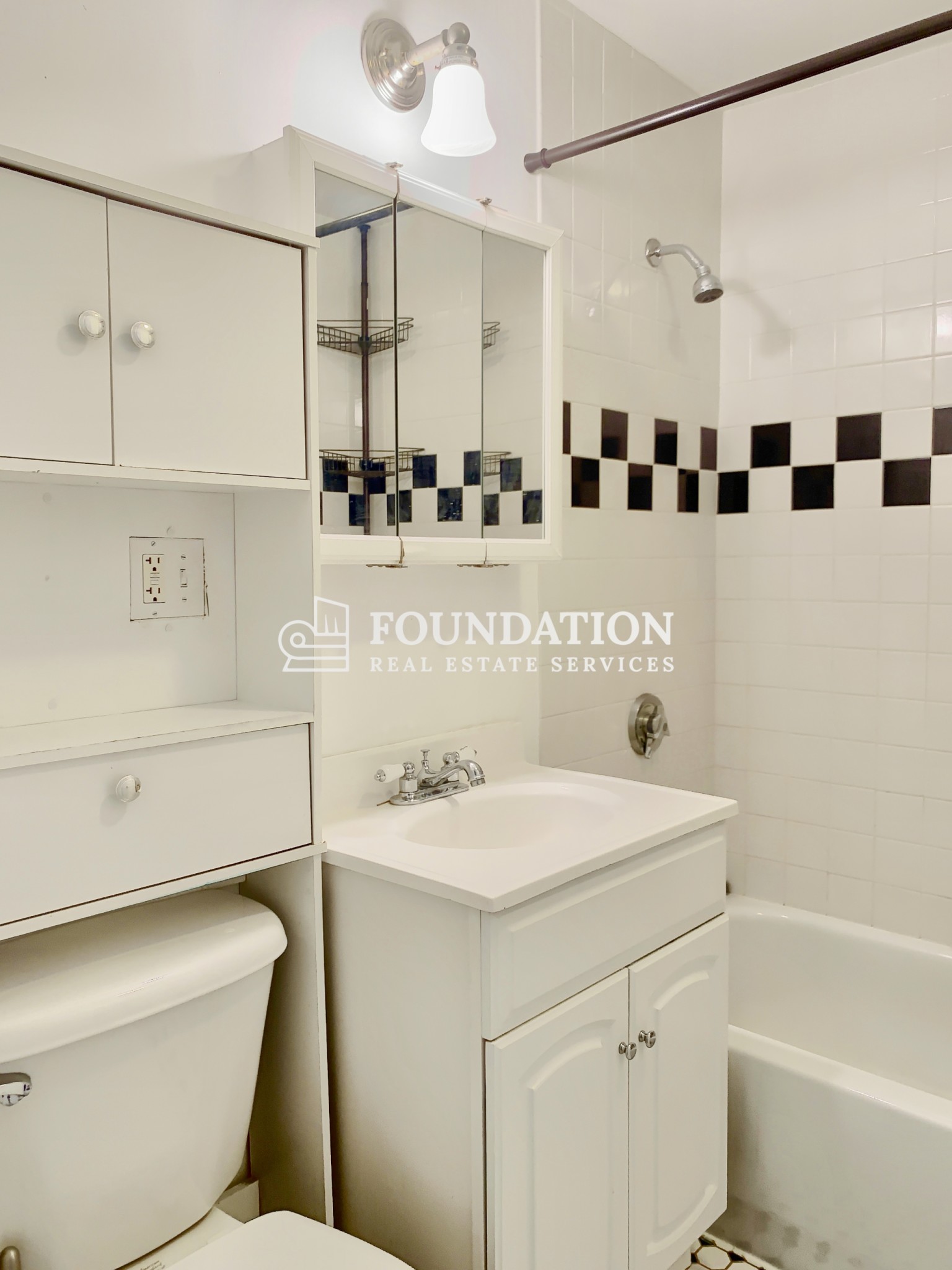 1 bed, 1 bath apartment for rent at 44 Lafayette Ave Unit 503, Chelsea — photo 4 of 9