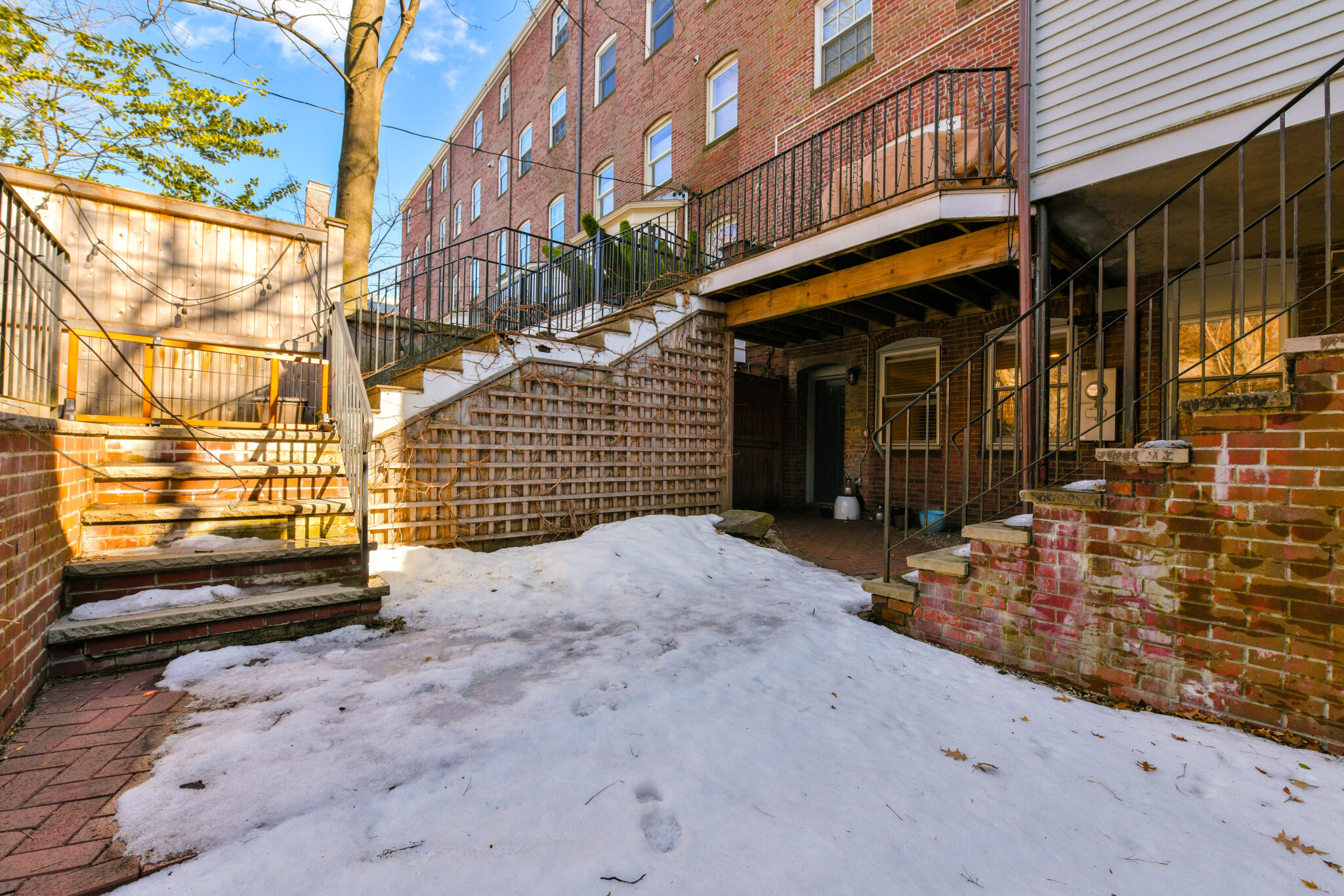1 bed, 1 bath apartment for rent at 74 Monmouth St Unit A, Longwood — photo 15 of 16