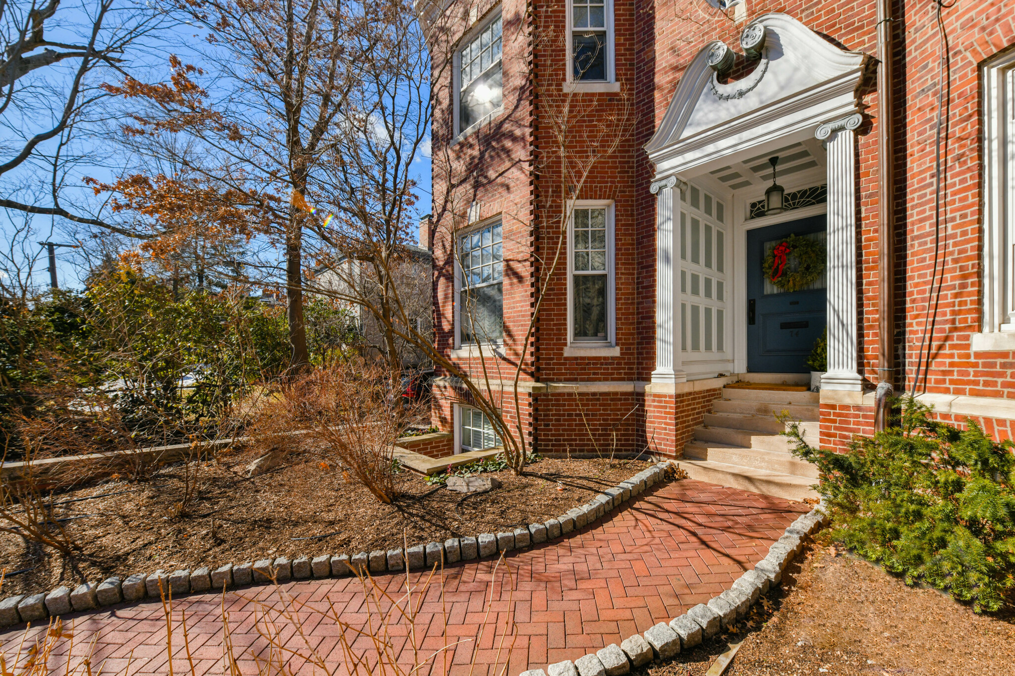 1 bed, 1 bath apartment for rent at 74 Monmouth St Unit A, Longwood — photo 16 of 16