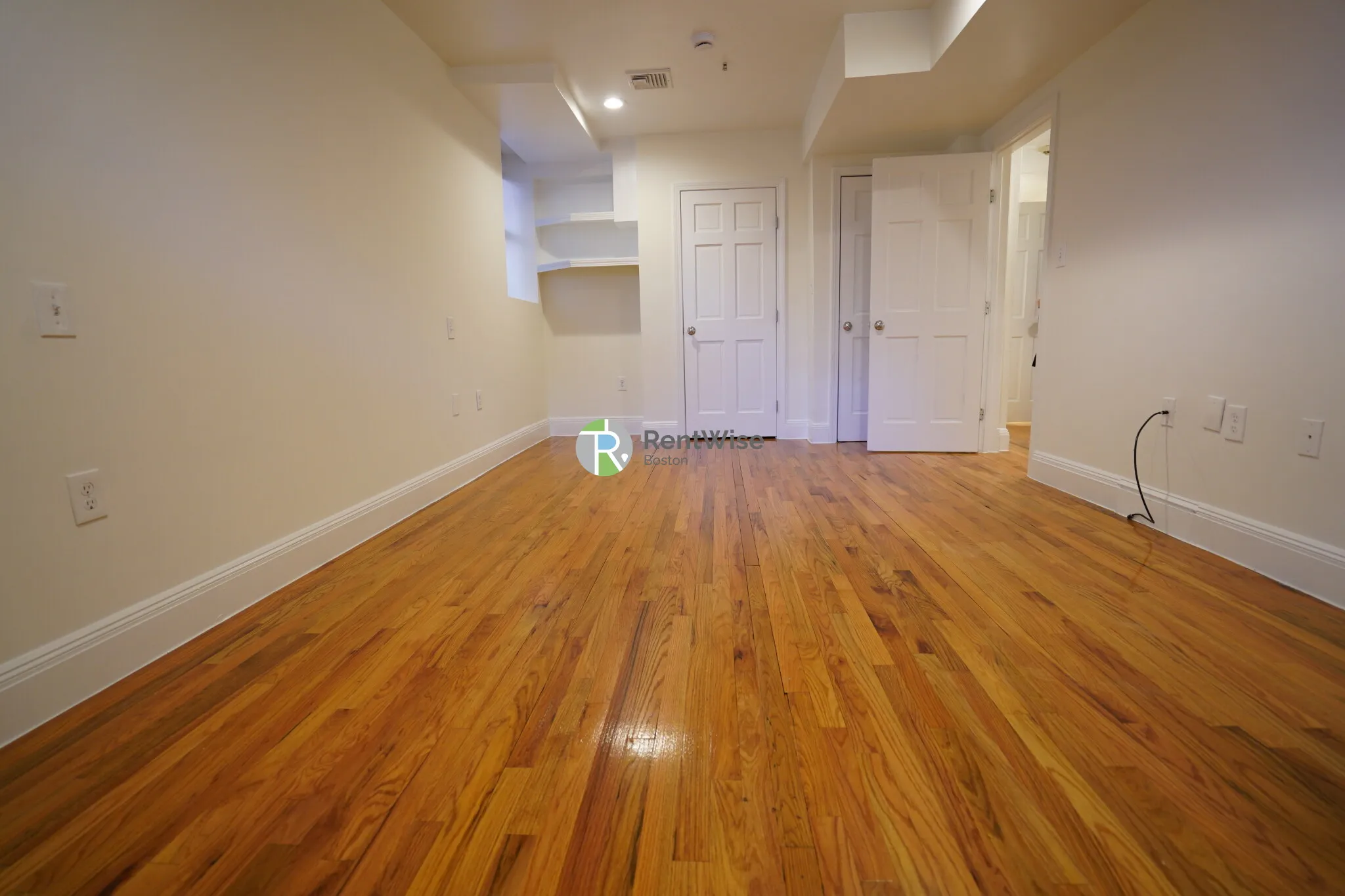 10 Brainerd Rd, Allston