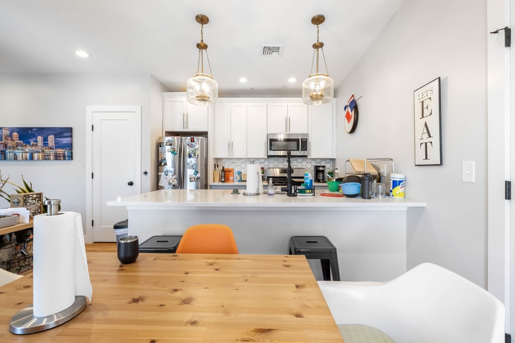 20 Grimes St, South Boston