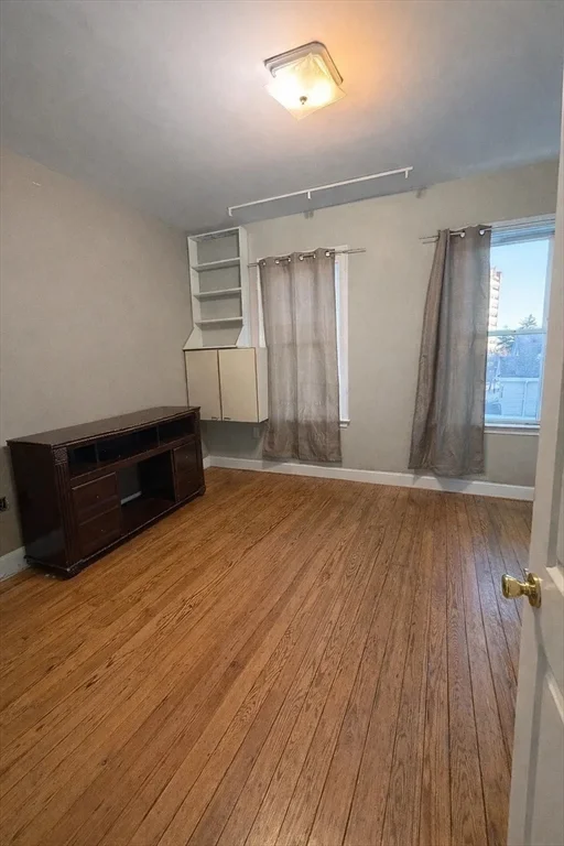 412-414 Ferry St, Everett