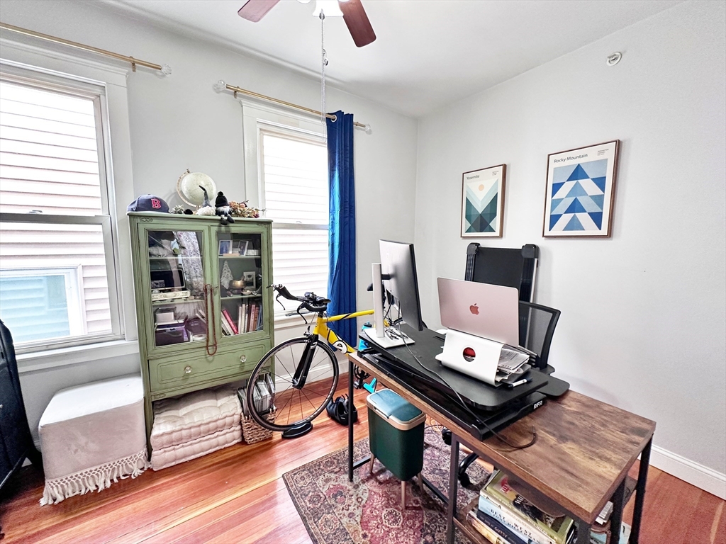 194 Marion St, East Boston