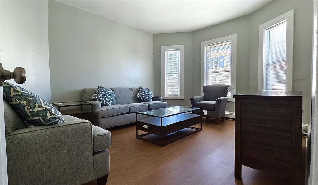 553 Dorchester Ave, South Boston