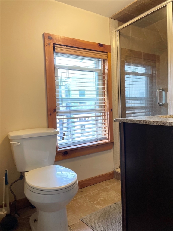 24 Jenkins St, South Boston