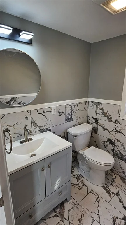 825 Scenic Hwy, Bourne