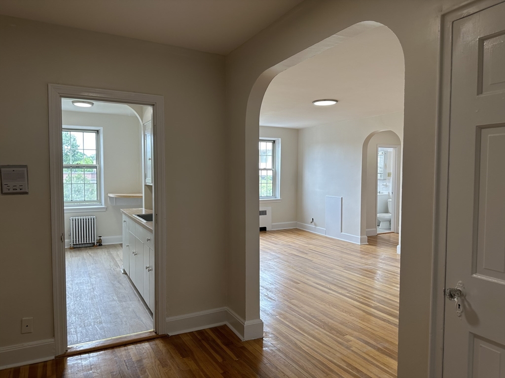 24 Concord Ave, Harvard Square