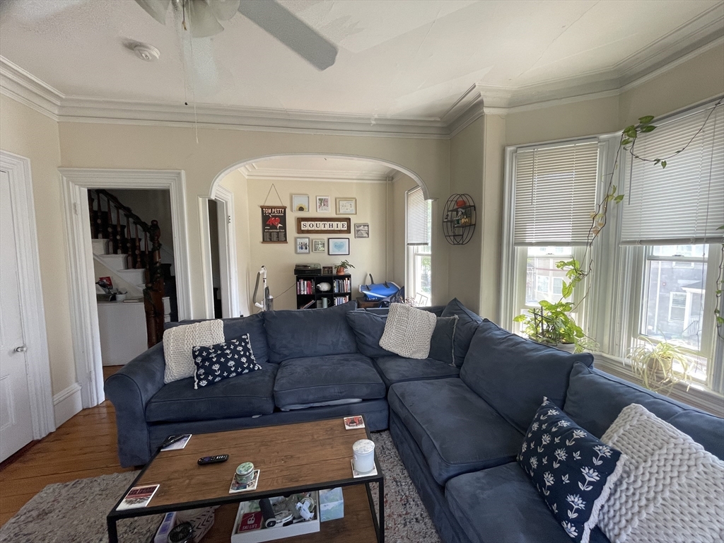 648 E Sixth St, South Boston