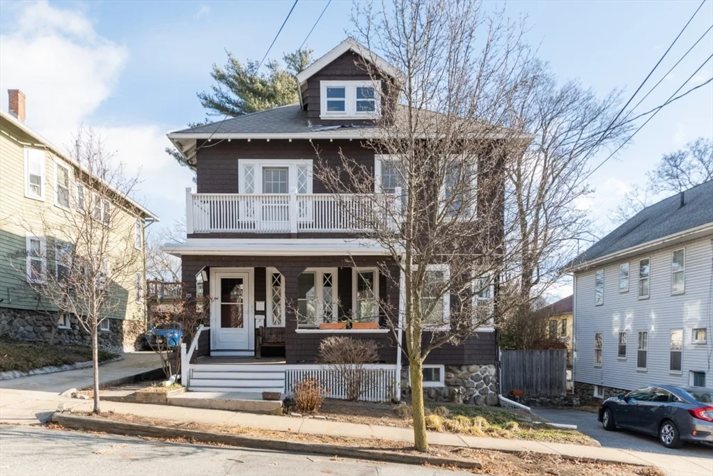 125 Winsor Ave, East Watertown