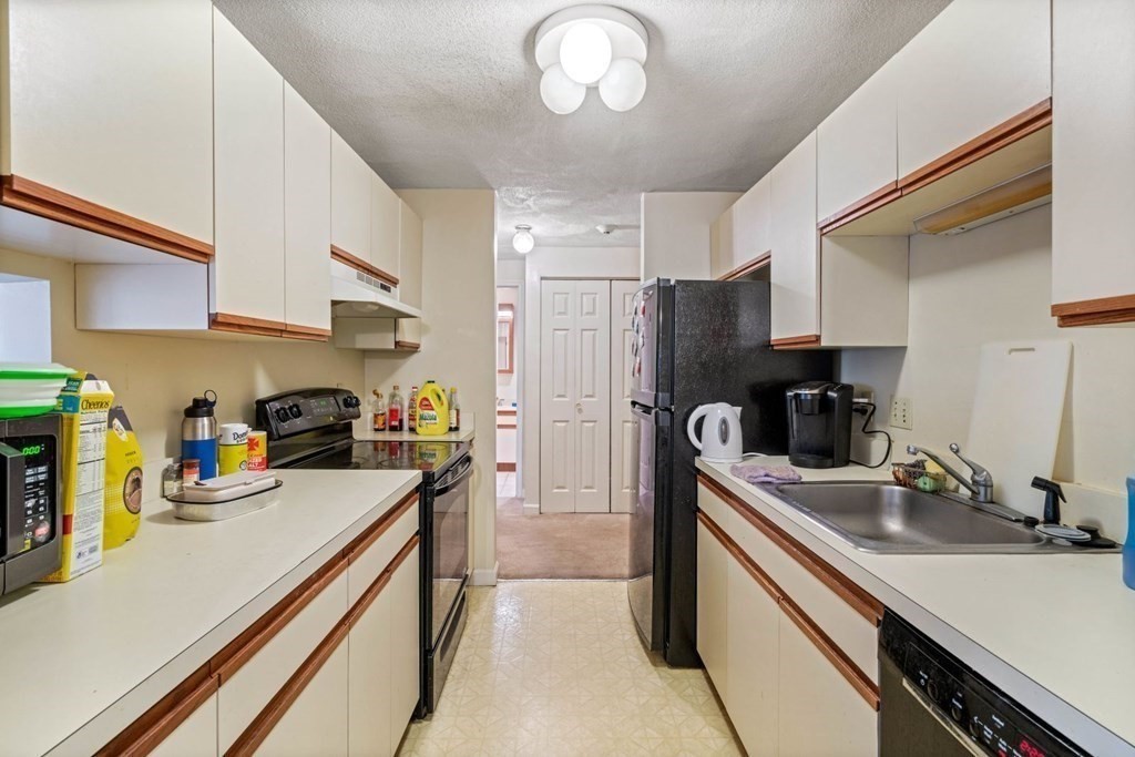 1600 Massachusetts Ave, Neighborhood Nine