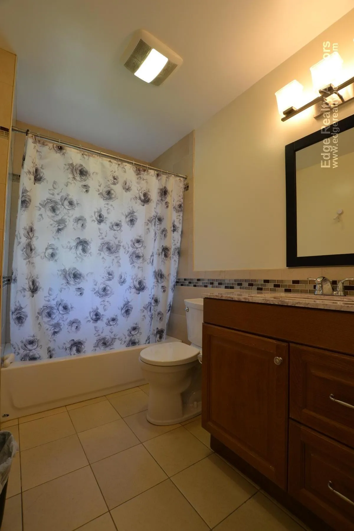 6 Cenacle Rd, Brighton