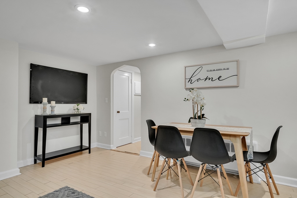 12 Shepard St, Harvard Square