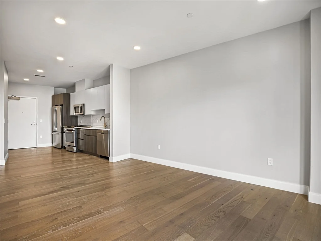 9 Central St, Spring Hill