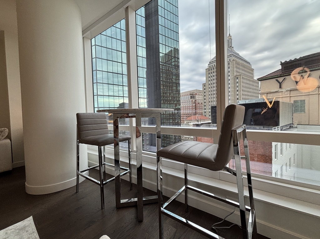 430 Stuart St, Back Bay