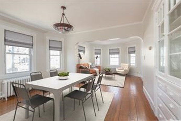 848 South, Roslindale