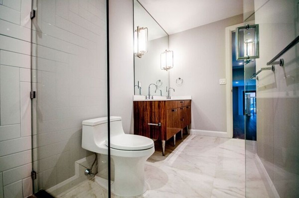 140 Shawmut Ave, South End