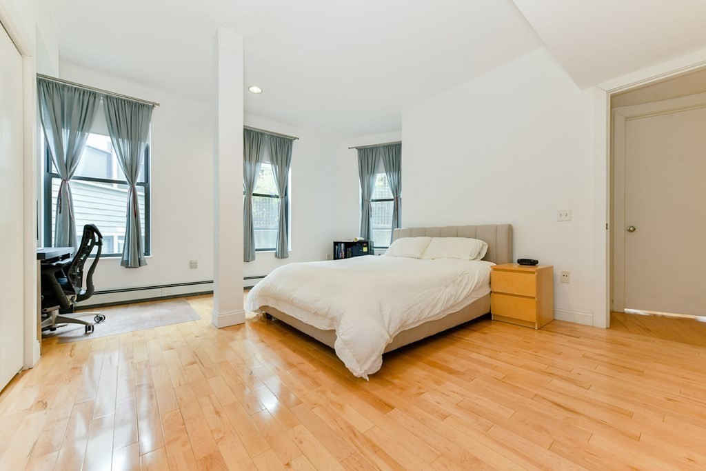 74 Kent St, Brookline Village