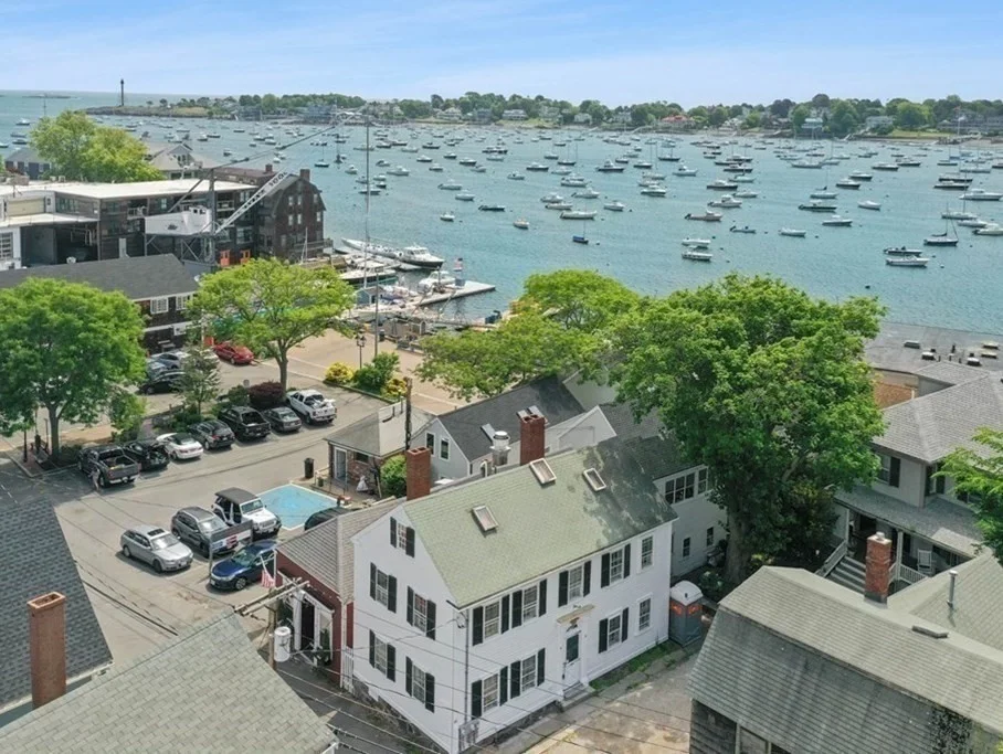 61 Front St, Old Town