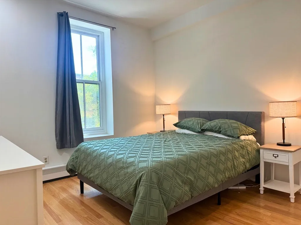 30 Concord Pl, South End