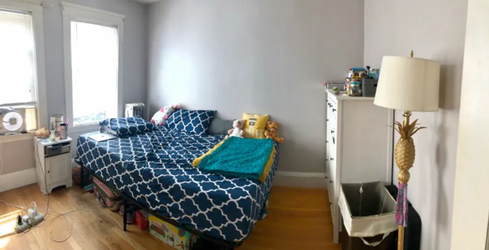 212 Cedar St, Powder House Square