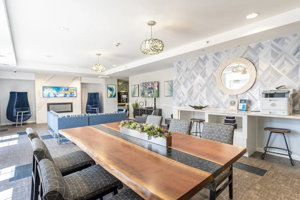 100 Stockton St, Chelsea