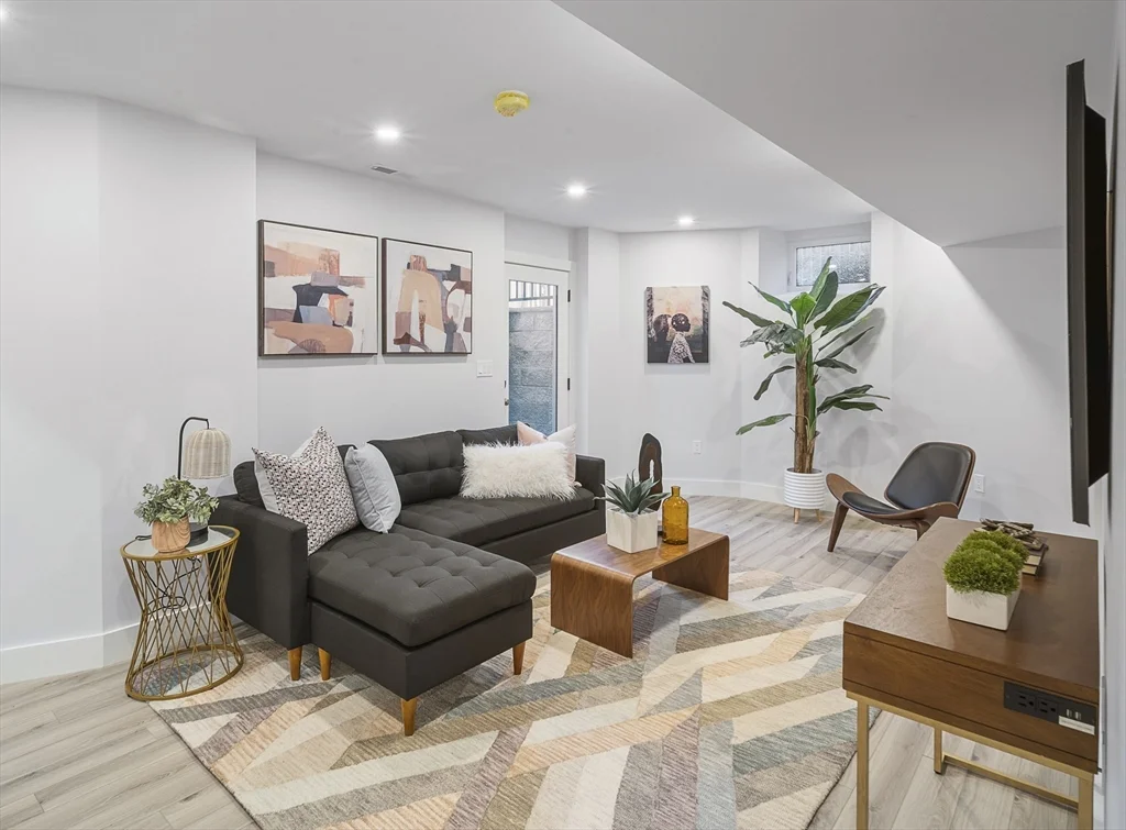 315 Pearl St, Cambridgeport