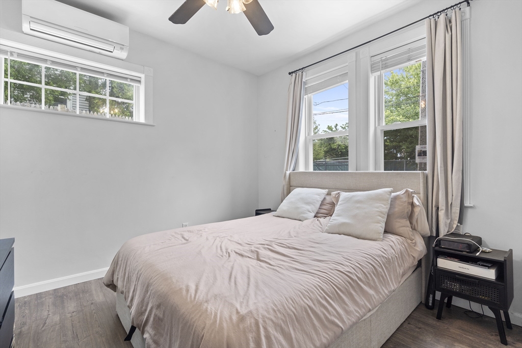 2 Kemp St, South Boston