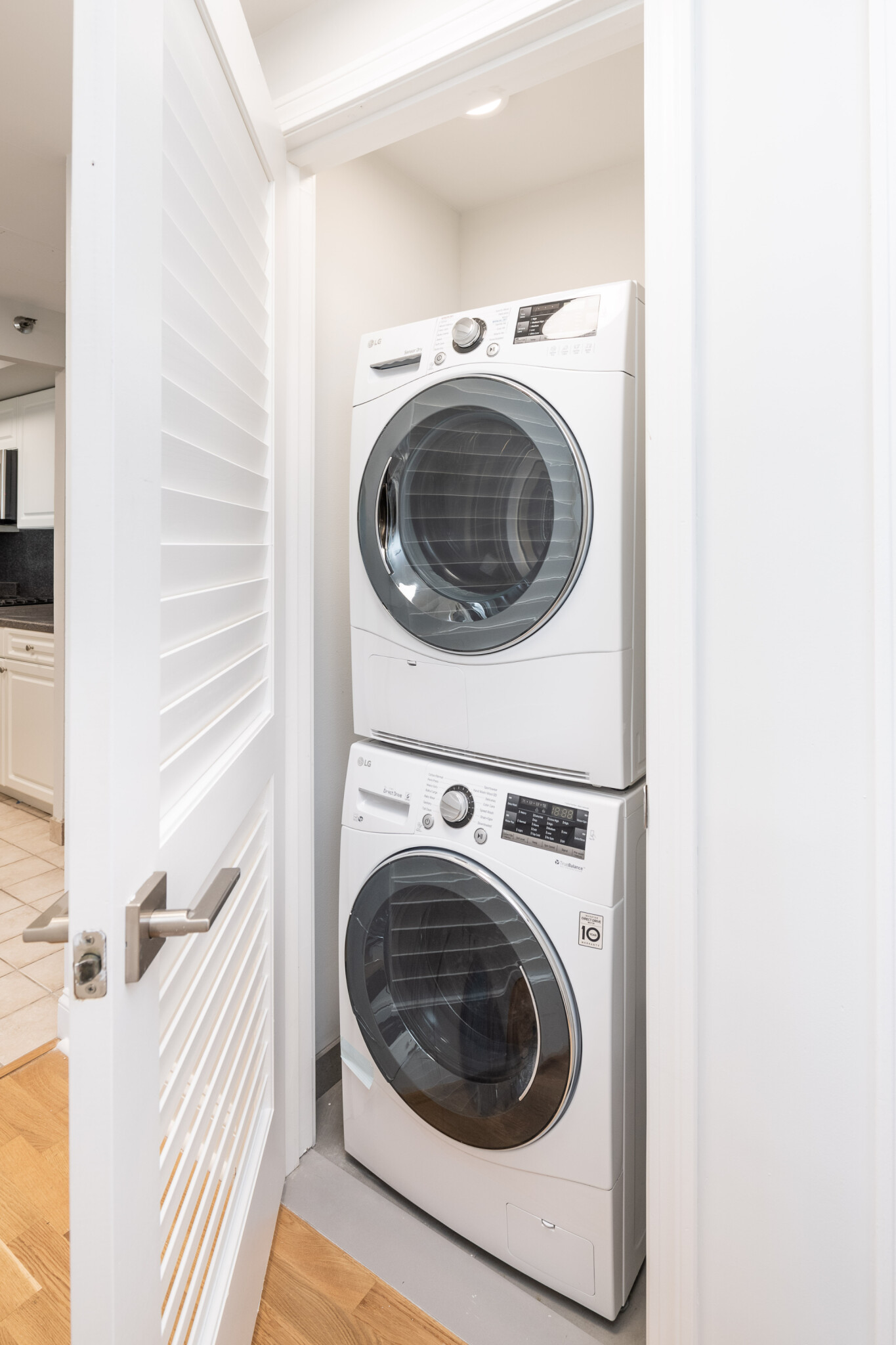 1410 Columbia Rd, South Boston