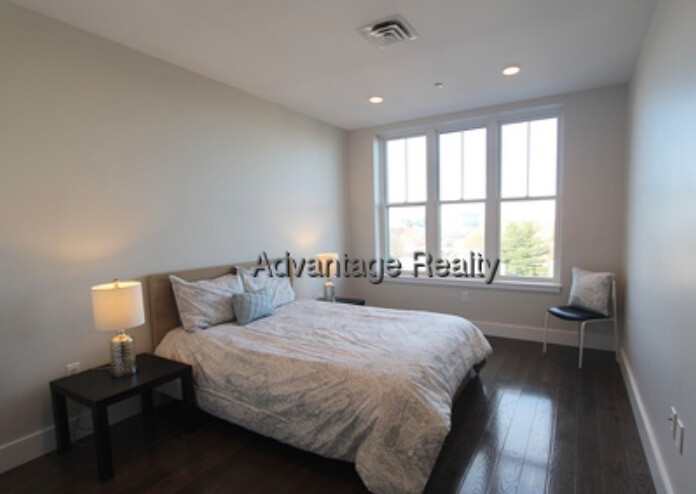 434 Mcgrath Highway, Prospect Hill