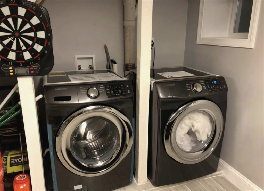 66 Bolton St, South Boston