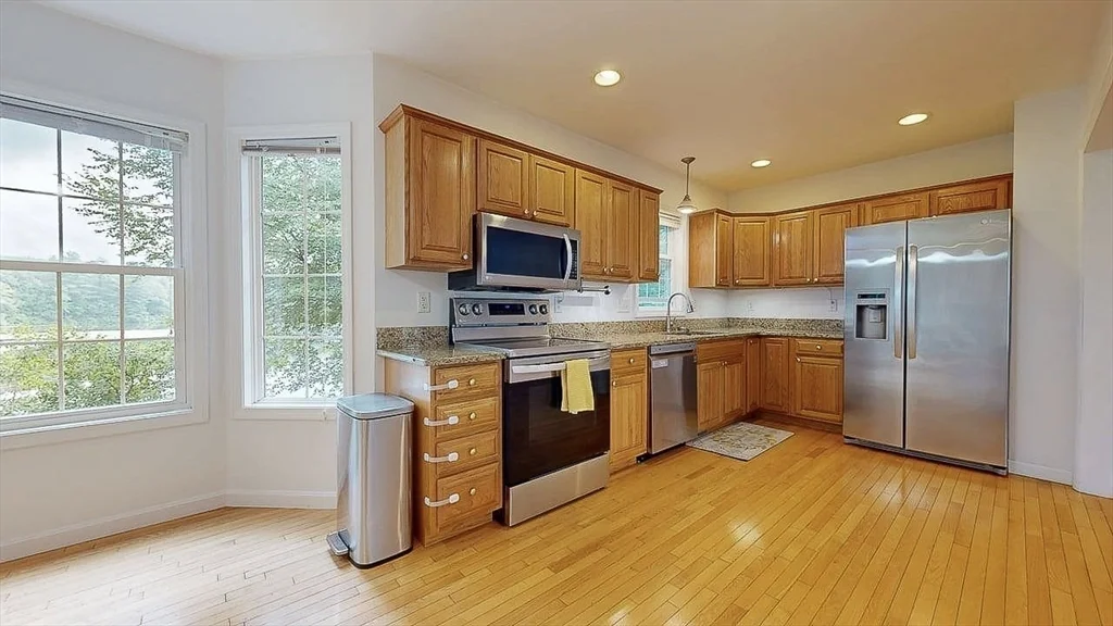 142 Olean St, Tatnuck