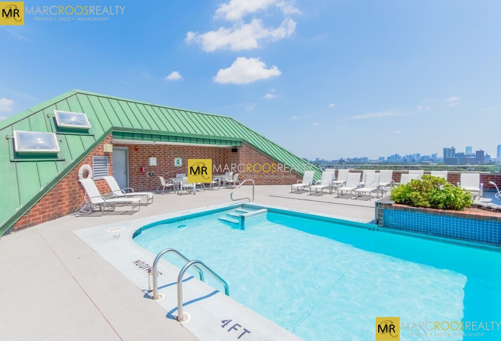 15 North Beacon St, Allston