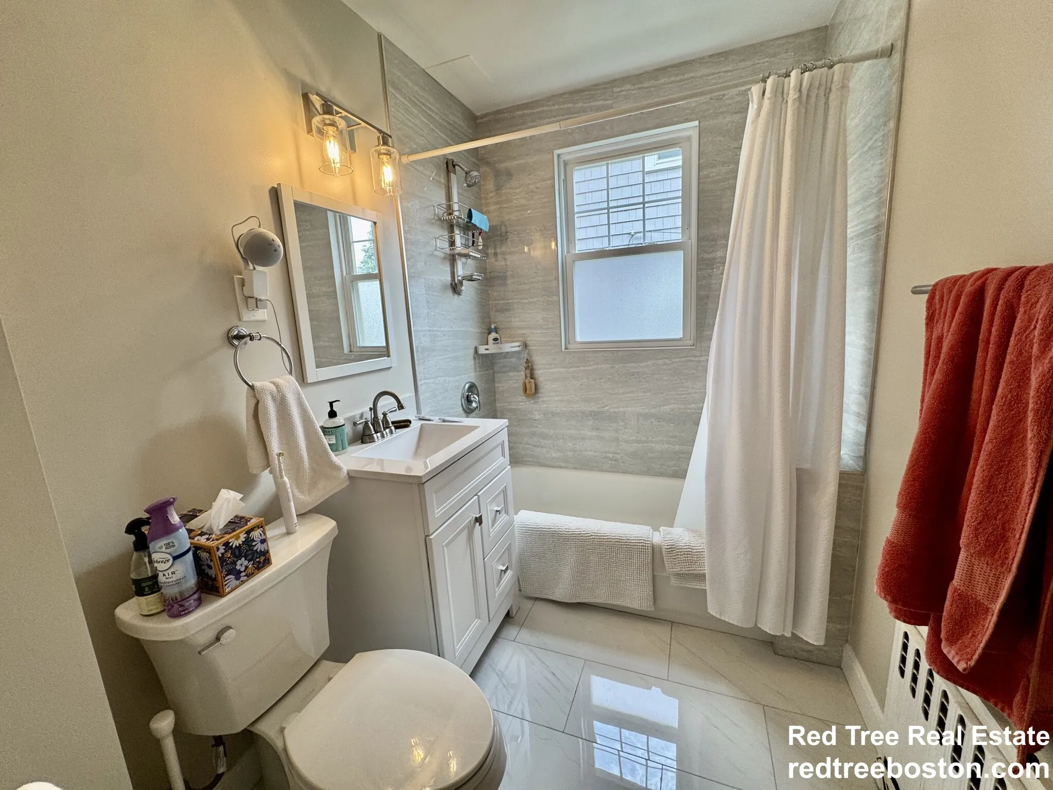 108 Redlands Rd, West Roxbury