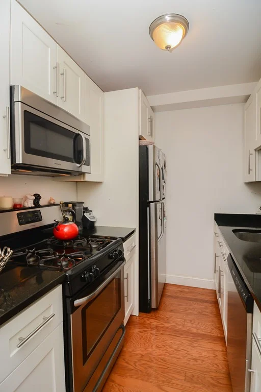 546 East 8th St, South Boston