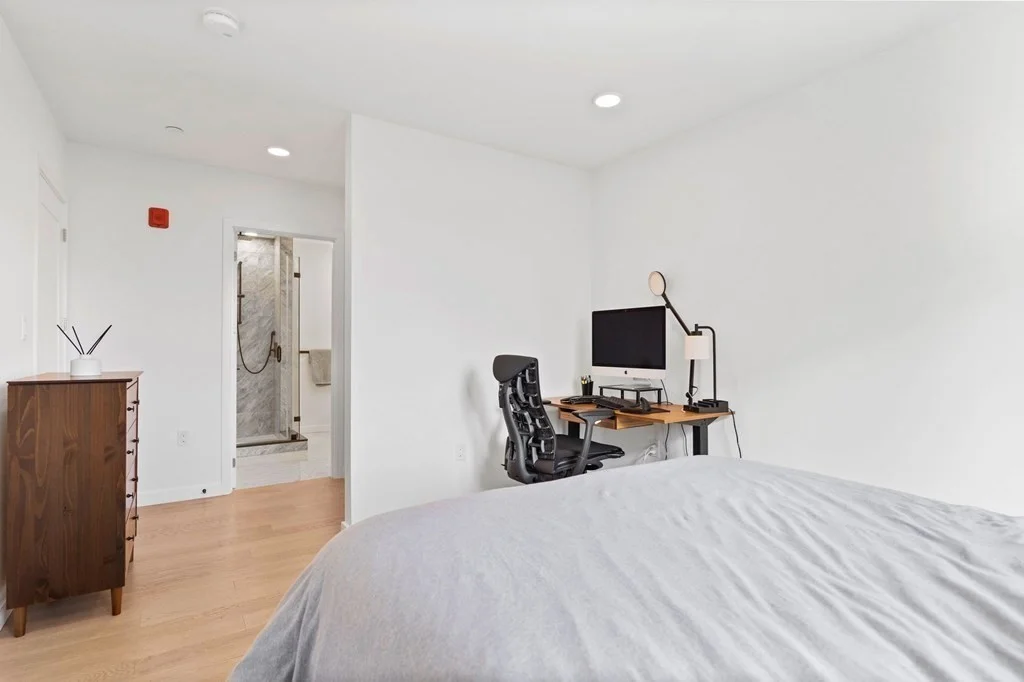 457 West Broadway, South Boston