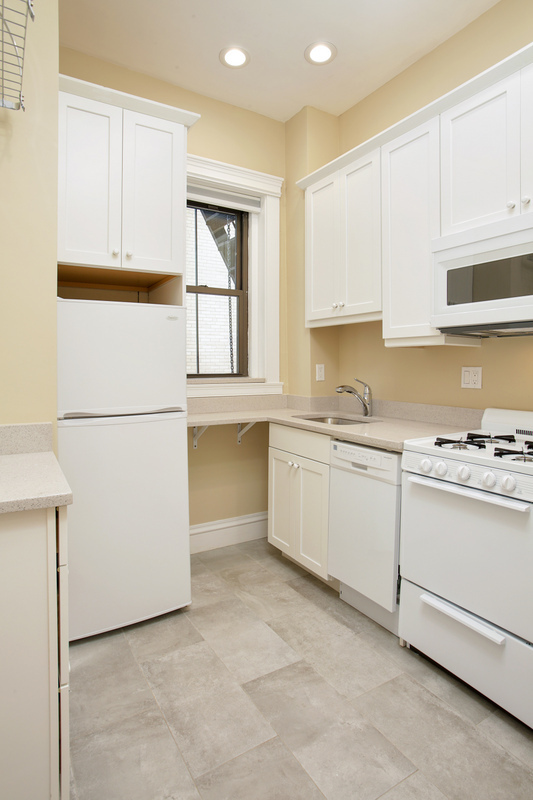 1 split bed, 1 bath apartment for rent at 60 Charlesgate East Unit 102, Fenway — photo 4 of 5
