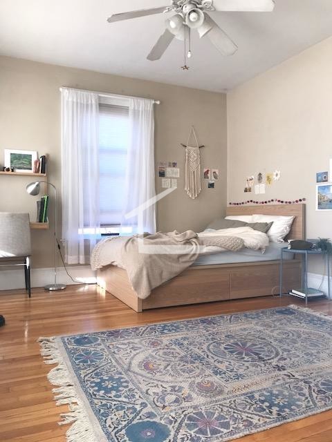 1091 Boylston St, Fenway