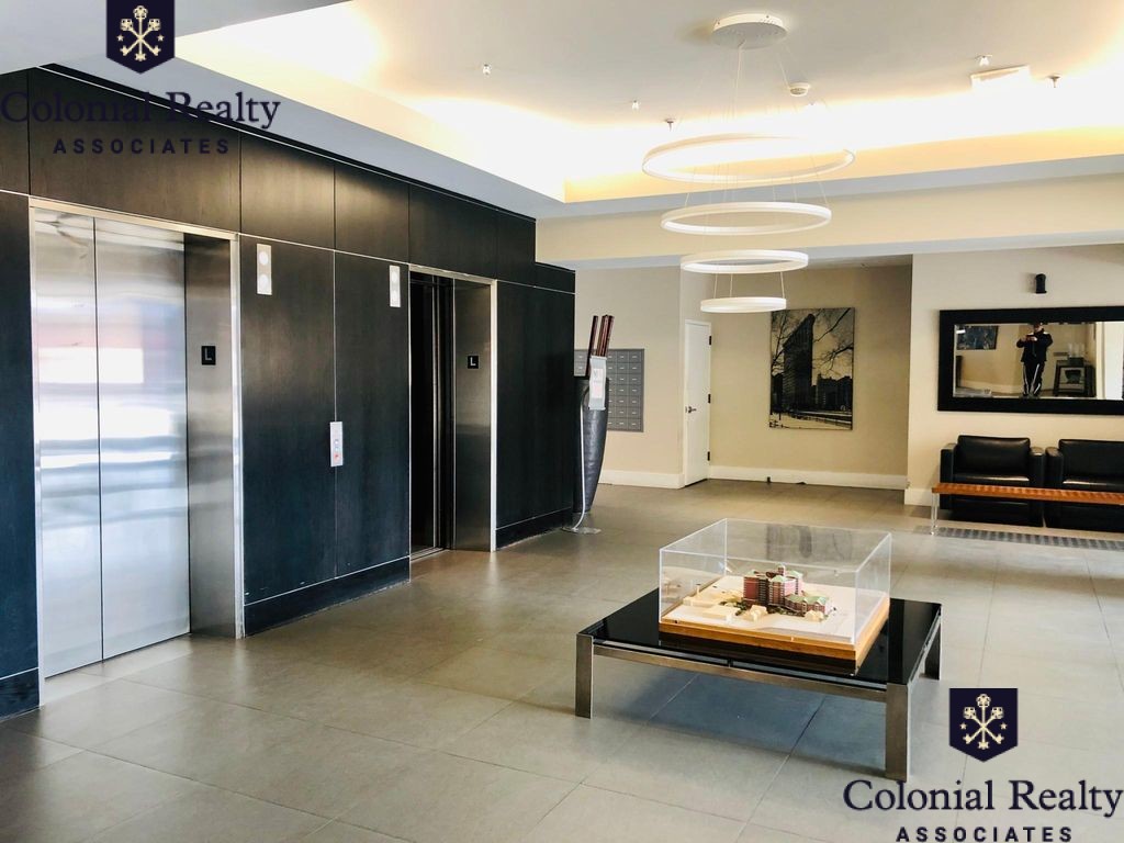 15 North Beacon St, Allston