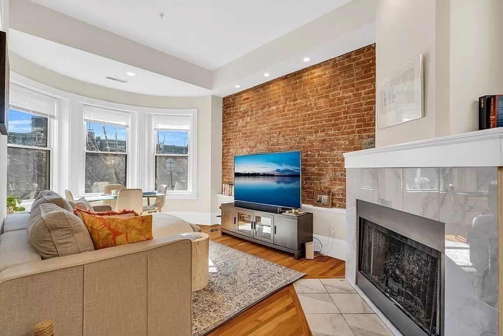 183 Saint Botolph St, Back Bay